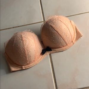 Victoria’s Secret Strapless Bra